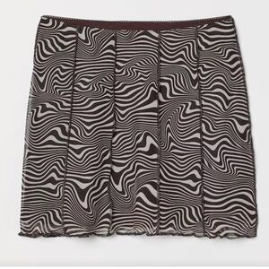 🎁Like New H&M Brown/White psychedelic Mini Skirt XXS/XS (0-4)